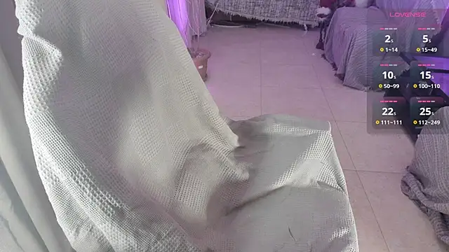 Snapshot of another_jasper chatting on October 5, 2025, 6:20 pm another jasper online show from October 5, 2025, 6:20 pm