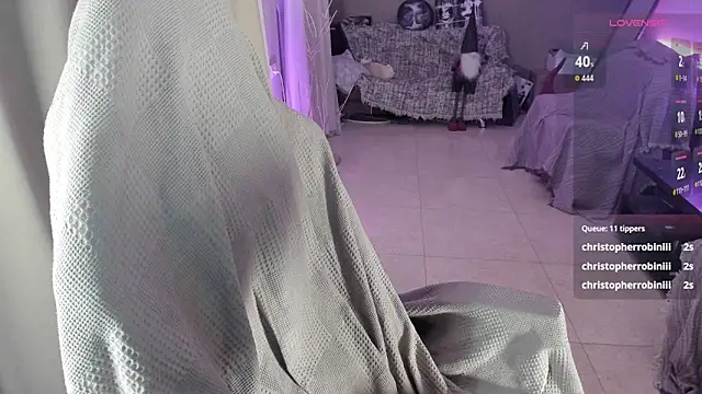 Snapshot of another_jasper chatting on October 28, 2025, 6:40 pm another jasper online show from October 28, 2025, 6:40 pm