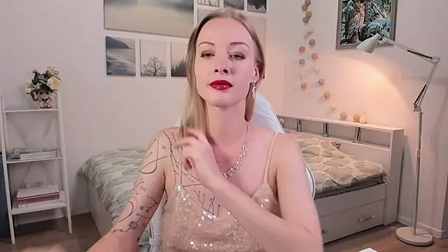 MissRightX online show from October 15, 2025, 11:51 am