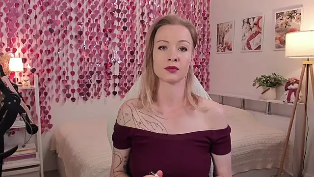 MissRightX online show from June 21, 2026, 9:37 am