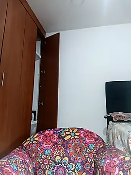 Van3orgasm4me online show from September 24, 2025, 2:45 pm