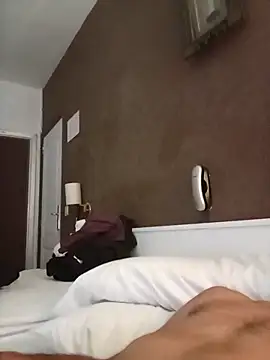 Ths005 online show from September 19, 2025, 12:47 am