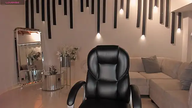 LexieWayne online show from March 10, 2025, 6:34 pm