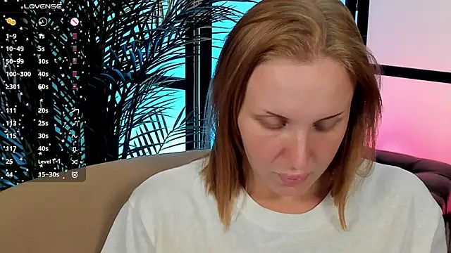 LianaFord online show from July 12, 2026, 4:57 am