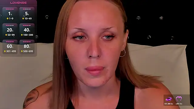 LianaFord online show from August 4, 2026, 3:38 pm