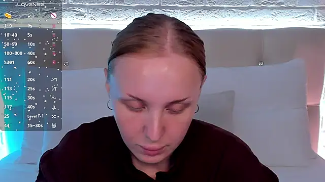 LianaFord online show from July 13, 2026, 6:02 am