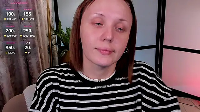LianaFord online show from April 25, 2026, 6:05 am