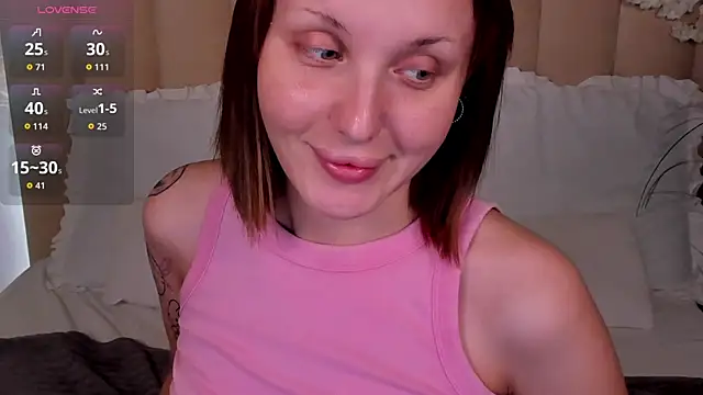 LianaFord online show from April 24, 2026, 3:52 am