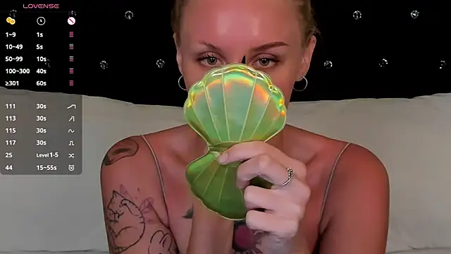 LianaFord online show from July 22, 2026, 6:37 am
