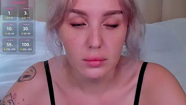 LianaFord online show from October 2, 2025, 9:18 pm