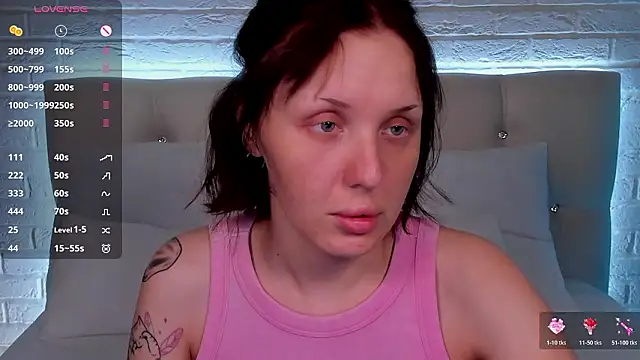 Snapshot of LianaFord chatting on February 28, 2026, 2:44 am LianaFord online show from February 28, 2026, 2:44 am