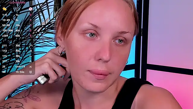 LianaFord online show from July 24, 2026, 5:36 am