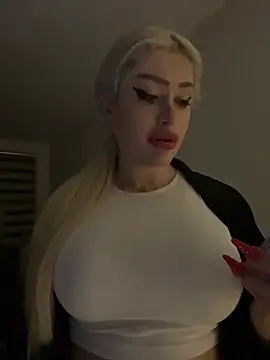 JennaLinn online show from March 18, 2025, 7:33 pm