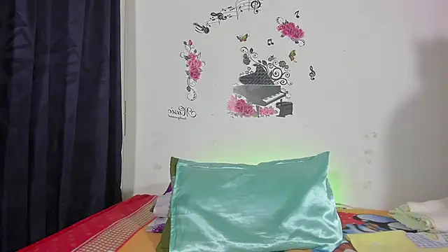 anthonela mature  online show from March 19, 2025, 9:48 pm