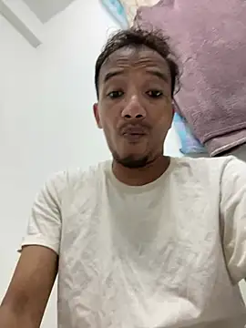 World3025 online show from May 8, 2026, 1:04 pm