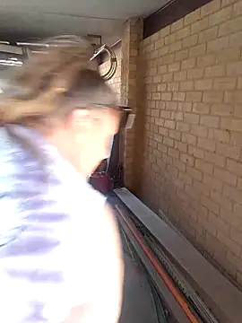 BubblegumCj online show from April 2, 2026, 2:08 am