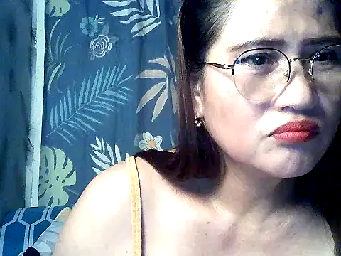 Amazing Angel22 online show from September 26, 2025, 9:10 pm