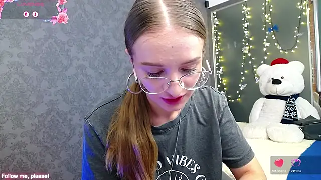 KateJonson online show from September 16, 2025, 6:58 am