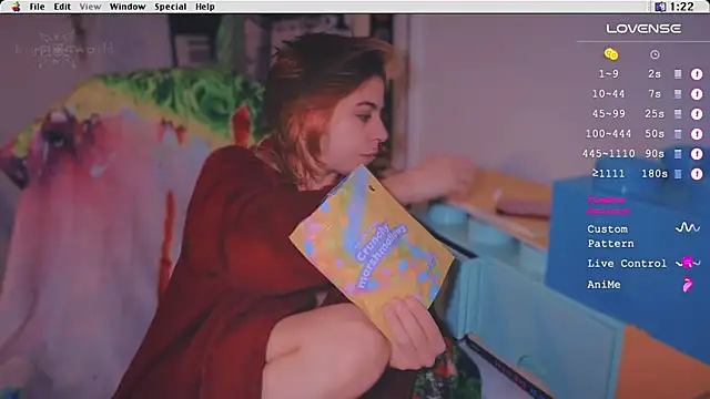 Kryptosworld online show from February 24, 2025, 1:24 am