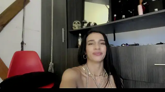 sweet  wild online show from March 5, 2025, 11:16 pm