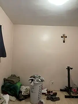 Snapshot of imyogi23 chatting on March 18, 2025, 3:33 pm imyogi23 online show from March 18, 2025, 3:33 pm