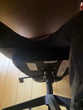 Snapshot of imyogi23 chatting on December 28, 2024, 8:25 pm imyogi23 online show from December 28, 2024, 8:25 pm