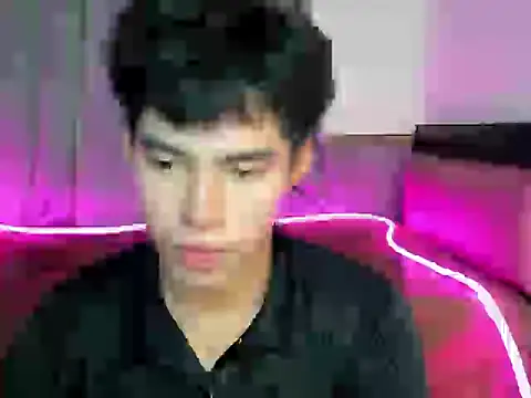 Lightjt04 online show from October 7, 2025, 5:47 pm