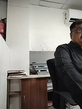 Desi Londa 143 online show from June 1, 2026, 12:27 pm