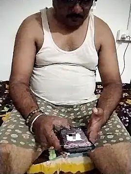 Desi Londa 143 online show from May 4, 2026, 3:37 pm