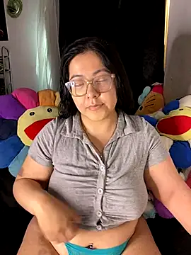 MsConejitaa online show from October 4, 2025, 5:36 pm