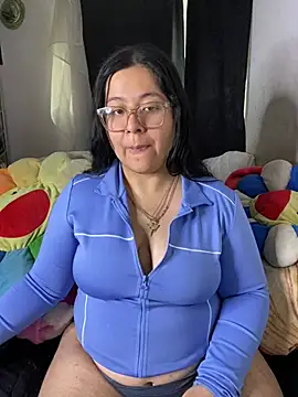MsConejitaa online show from April 29, 2026, 5:30 pm