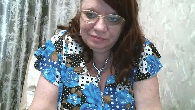 SusanaAhSun online show from March 12, 2025, 2:56 pm