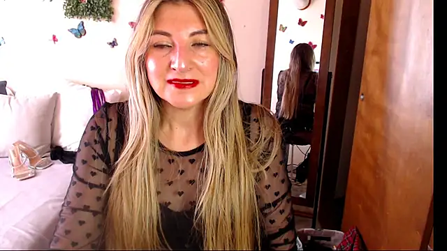 Jolie-Mature online show from June 2, 2026, 9:15 pm