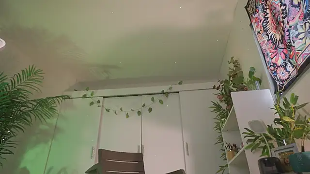 Snapshot of Cooper-Reds chatting on March 1, 2026, 8:42 pm Cooper-Reds online show from March 1, 2026, 8:42 pm