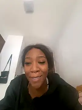 Snapshot of viioolleettaa chatting on October 20, 2025, 1:33 pm viioolleettaa online show from October 20, 2025, 1:33 pm