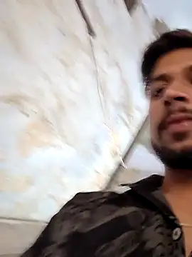  IRRESISTIBLE  online show from December 4, 2025, 6:56 am