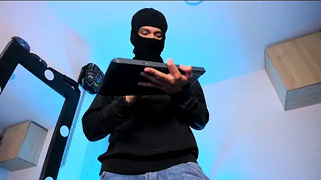 Samuel Suarez online show from September 9, 2025, 10:03 am