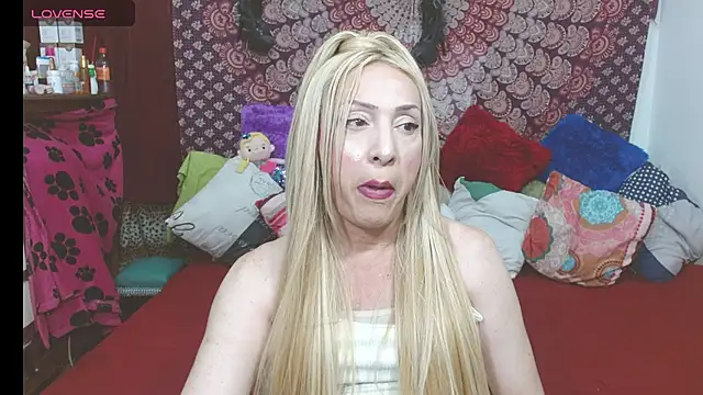 elena evans online show from September 30, 2025, 4:02 pm