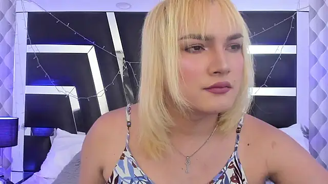 Snapshot of katya_kozlov chatting on November 11, 2025, 9:53 pm katya kozlov online show from November 11, 2025, 9:53 pm