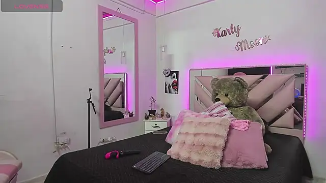 Karly moon online show from September 13, 2025, 12:21 am