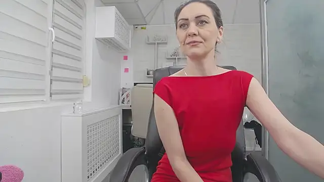 EllaMilf  online show from January 17, 2026, 2:31 pm