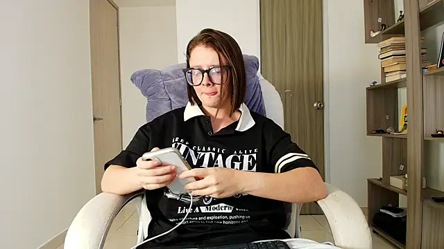 Arya starrk online show from September 26, 2025, 1:18 pm