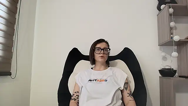 Snapshot of Arya_starrk chatting on March 18, 2026, 2:52 pm Arya starrk online show from March 18, 2026, 2:52 pm