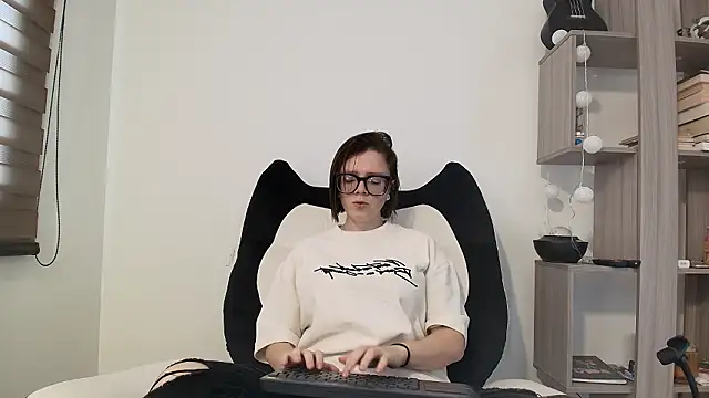 Snapshot of Arya_starrk chatting on March 9, 2026, 2:20 pm Arya starrk online show from March 9, 2026, 2:20 pm