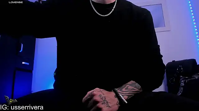 Snapshot of Thomass_clark chatting on February 25, 2025, 11:15 pm Thomass clark online show from February 25, 2025, 11:15 pm