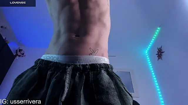 Snapshot of Thomass_clark chatting on February 8, 2025, 3:08 am Thomass clark online show from February 8, 2025, 3:08 am