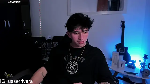 Snapshot of Thomass_clark chatting on January 16, 2025, 12:45 am Thomass clark online show from January 16, 2025, 12:45 am