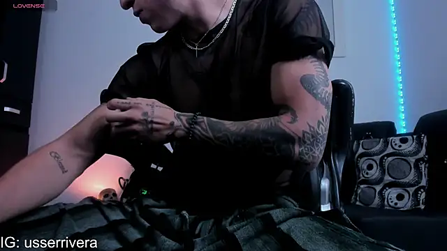 Snapshot of Thomass_clark chatting on March 14, 2025, 8:28 pm Thomass clark online show from March 14, 2025, 8:28 pm