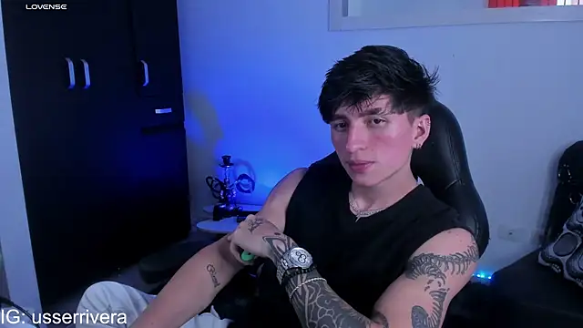 Snapshot of Thomass_clark chatting on March 22, 2025, 8:15 pm Thomass clark online show from March 22, 2025, 8:15 pm