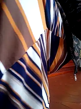 kelly dirty  online show from November 24, 2025, 12:49 pm